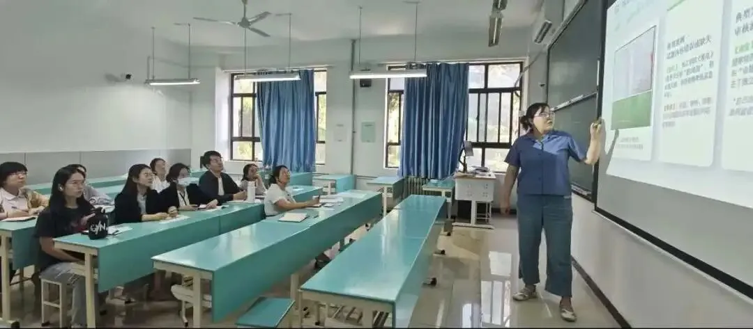 【系部动态】口腔医学技术系开展考试试卷命题专项培训会 第2张 【系部动态】口腔医学技术系开展考试试卷命题专项培训会 第2张