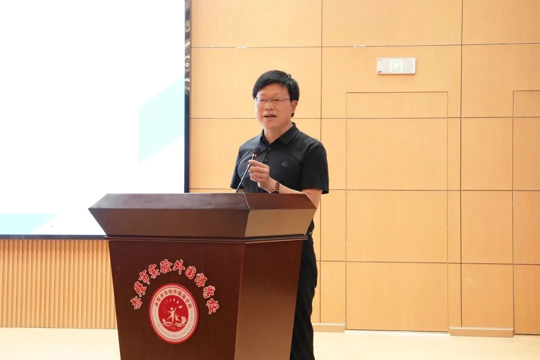 凝心聚力备中考 精准施策启新程—— 赤壁市2026年英语学科备考专题研讨会圆满召开 第7张