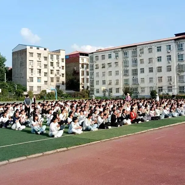 守护心灵,向阳生长——上蔡三中九年级中考心理健康专题讲座简讯 第10张