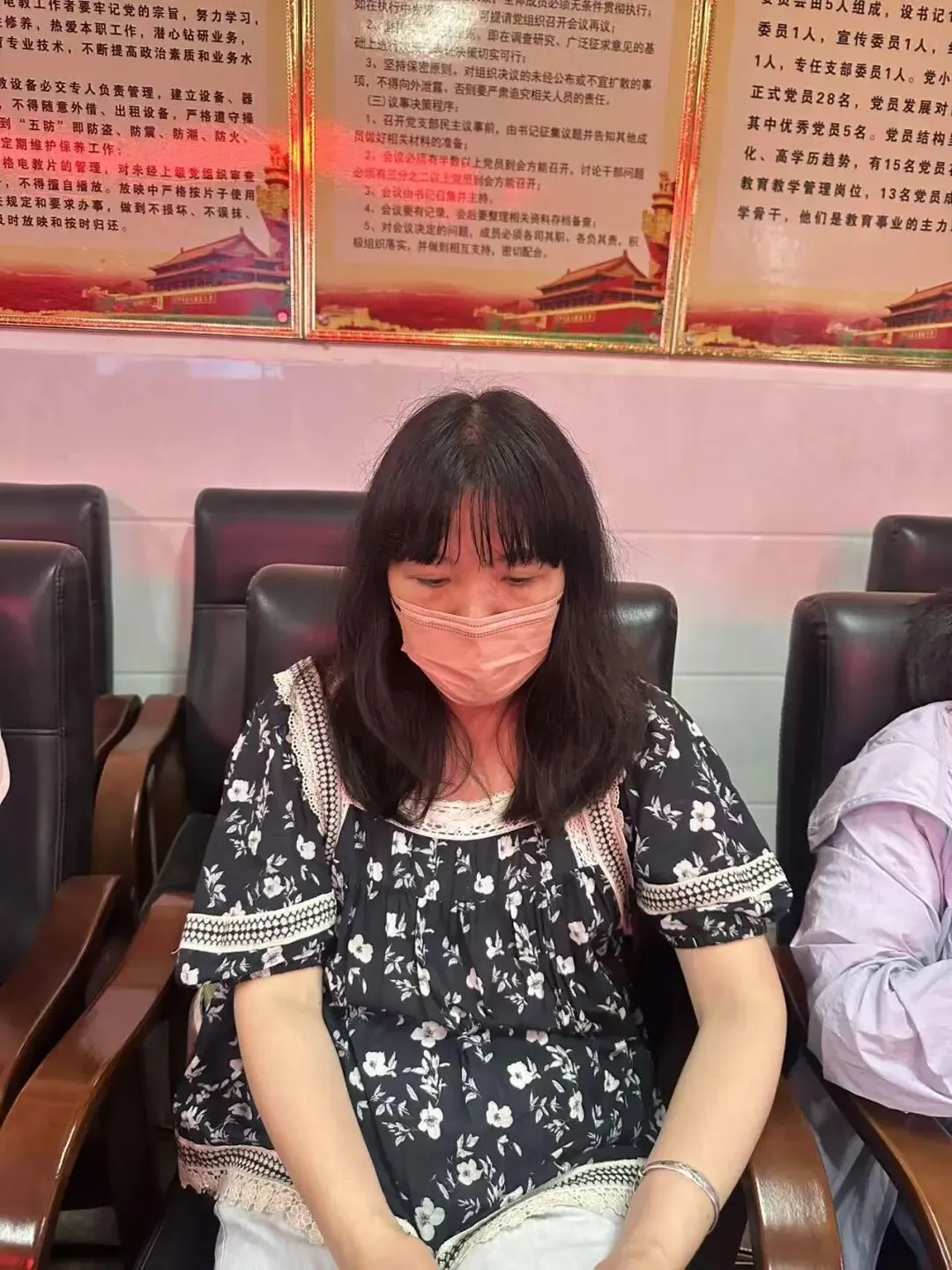 质检复盘找差距,同心聚力战中考 第40张