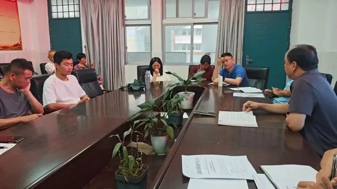 质检复盘找差距,同心聚力战中考 第61张