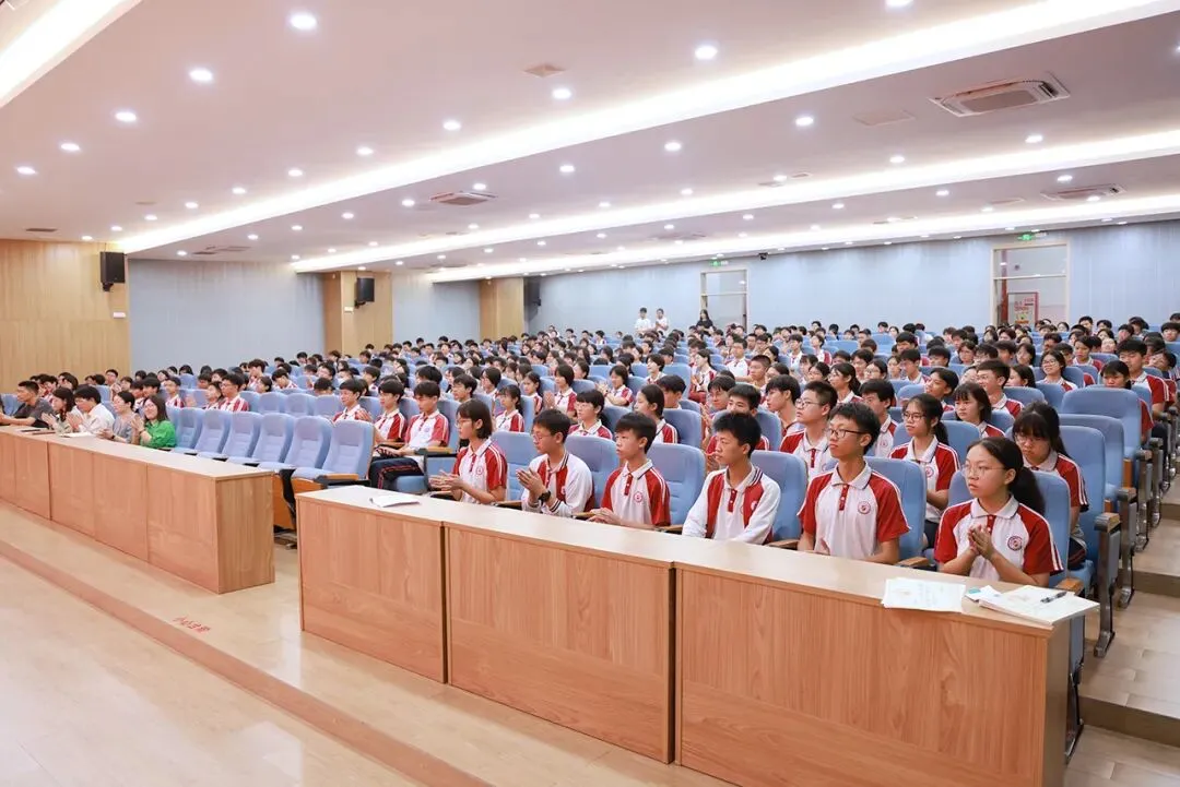 表彰先进·凝心聚力·精准备考·冲刺中考——九年级一模表彰暨冲刺誓师大会圆满举行 第3张