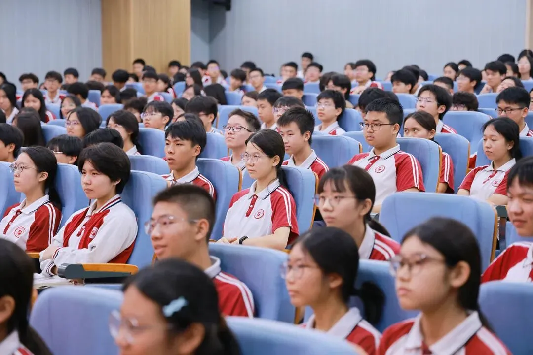 表彰先进·凝心聚力·精准备考·冲刺中考——九年级一模表彰暨冲刺誓师大会圆满举行 第4张