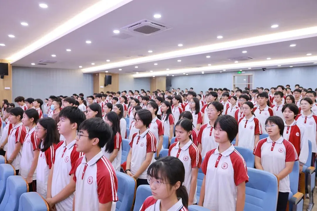 表彰先进·凝心聚力·精准备考·冲刺中考——九年级一模表彰暨冲刺誓师大会圆满举行 第9张