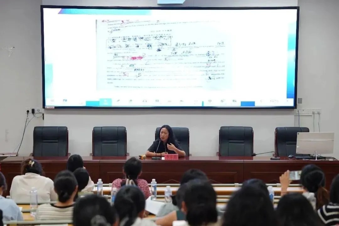 凝心聚力研中考 深耕教研促实效——郴州市新飞学校承办集团冲刺教研活动 第24张 凝心聚力研中考 深耕教研促实效——郴州市新飞学校承办集团冲刺教研活动 第24张
