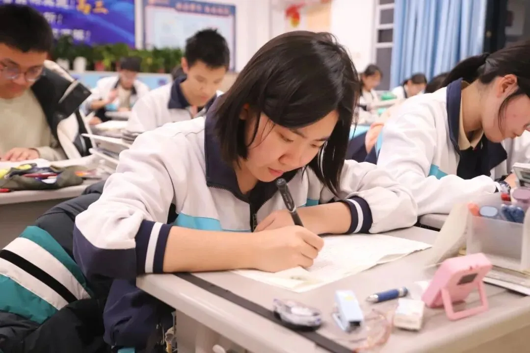 【行之教育】中考最后30天,物理化学提分冲刺计划 第2张 【行之教育】中考最后30天,物理化学提分冲刺计划 第2张