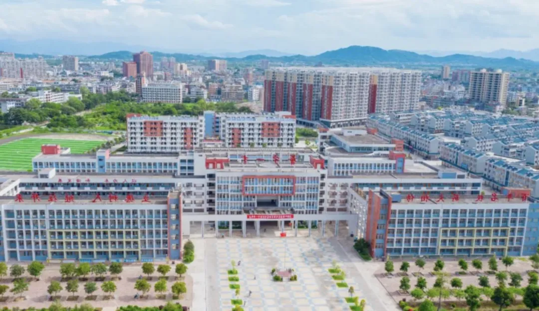定了!2026年普宁中考招生政策出炉!志愿6月10日开填,这几个关键点家长必看 第1张