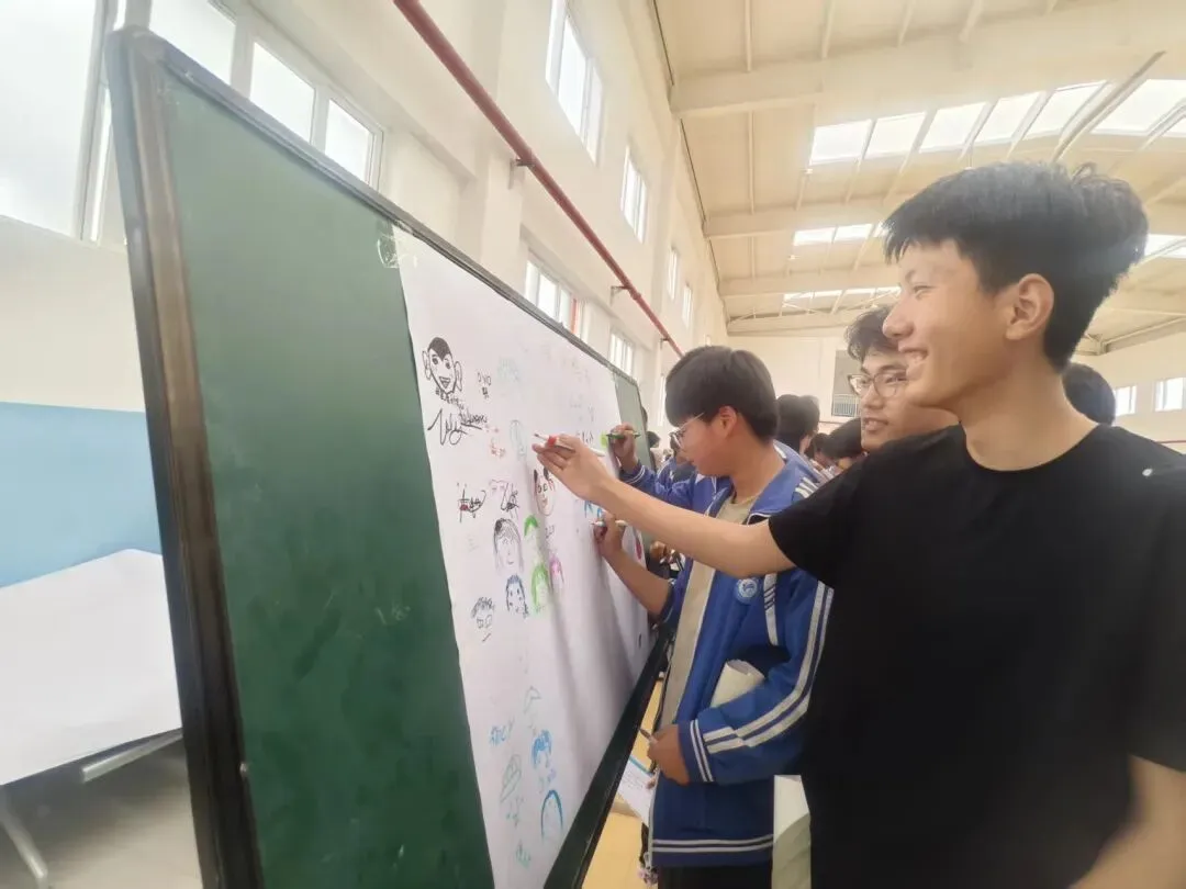 我校心理中心赴临潼区铁炉初级中学开展中考减压心理辅导活动 第5张 我校心理中心赴临潼区铁炉初级中学开展中考减压心理辅导活动 第5张