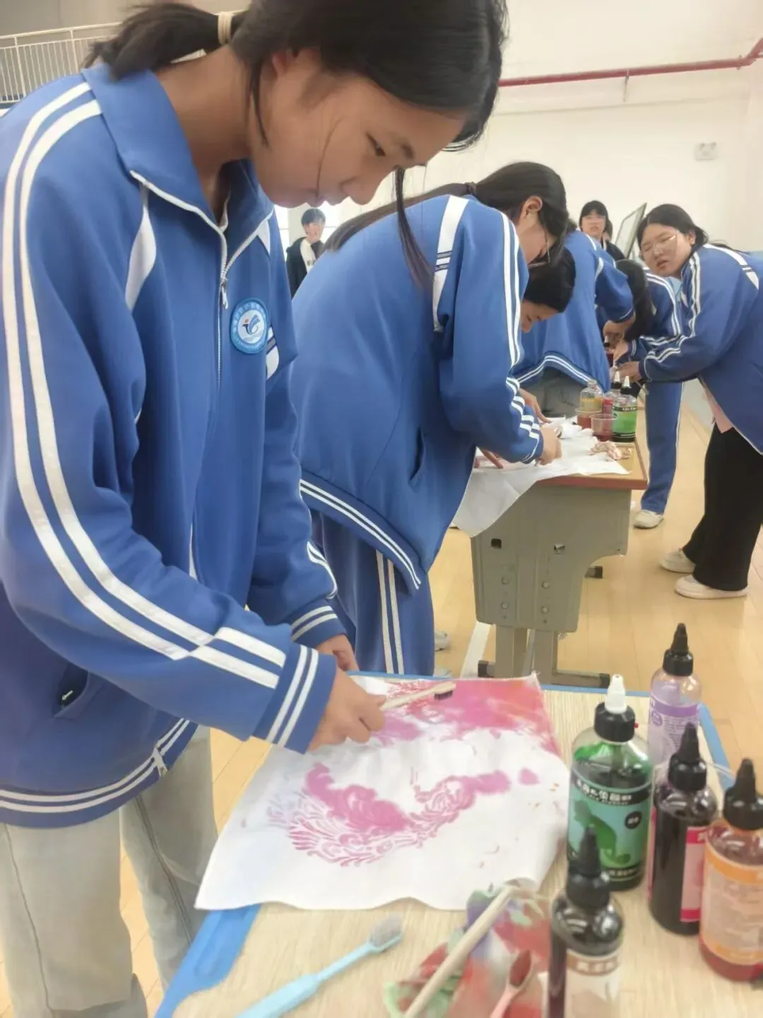 我校心理中心赴临潼区铁炉初级中学开展中考减压心理辅导活动 第11张 我校心理中心赴临潼区铁炉初级中学开展中考减压心理辅导活动 第11张