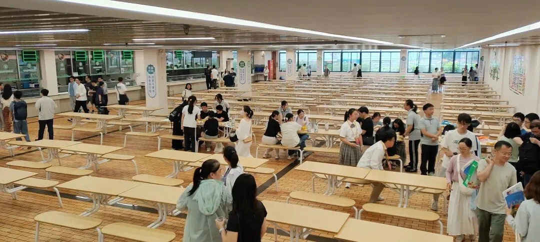 上海中考:建平中学开放日,一本率93%!平行班也能升理科班 第5张