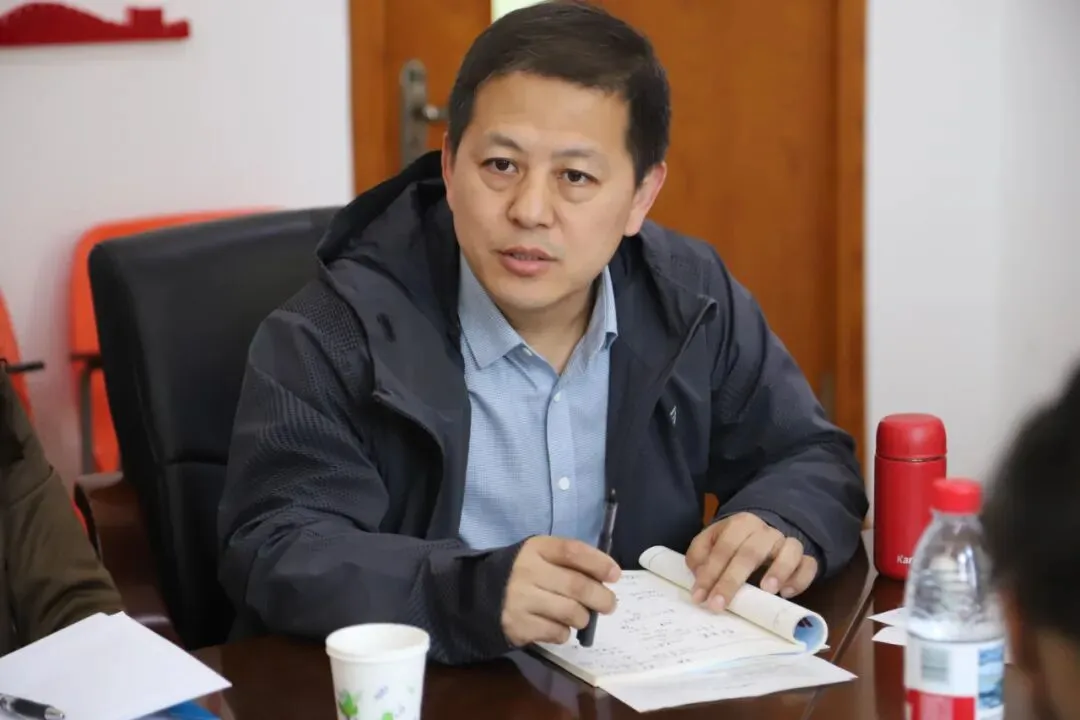 以研促教提质增效 靶向领航冲刺中考——高新区教师进修学校中教部教研员莅临我校调研指导 第21张 以研促教提质增效 靶向领航冲刺中考——高新区教师进修学校中教部教研员莅临我校调研指导 第21张