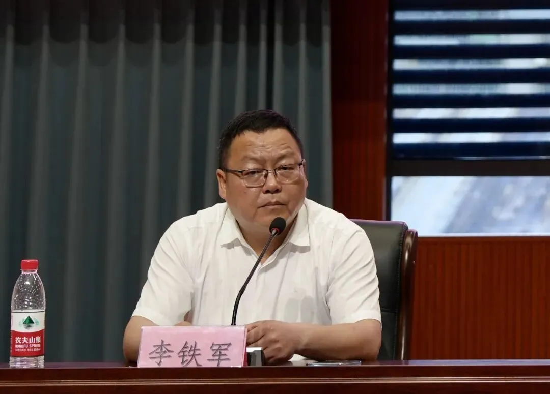 同心战中考 携手向明天|南岳区成章中学初三年级家长会圆满召开 第26张 同心战中考 携手向明天|南岳区成章中学初三年级家长会圆满召开 第26张