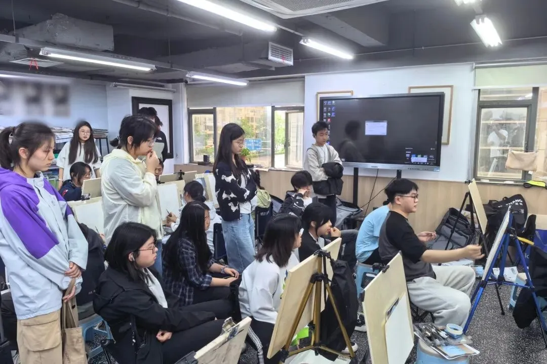 南京美术中考圆满收官 | 下一程精彩,我们继续同行!-第18张图片-四季读书网 南京美术中考圆满收官 | 下一程精彩,我们继续同行!-第18张图片-四季读书网