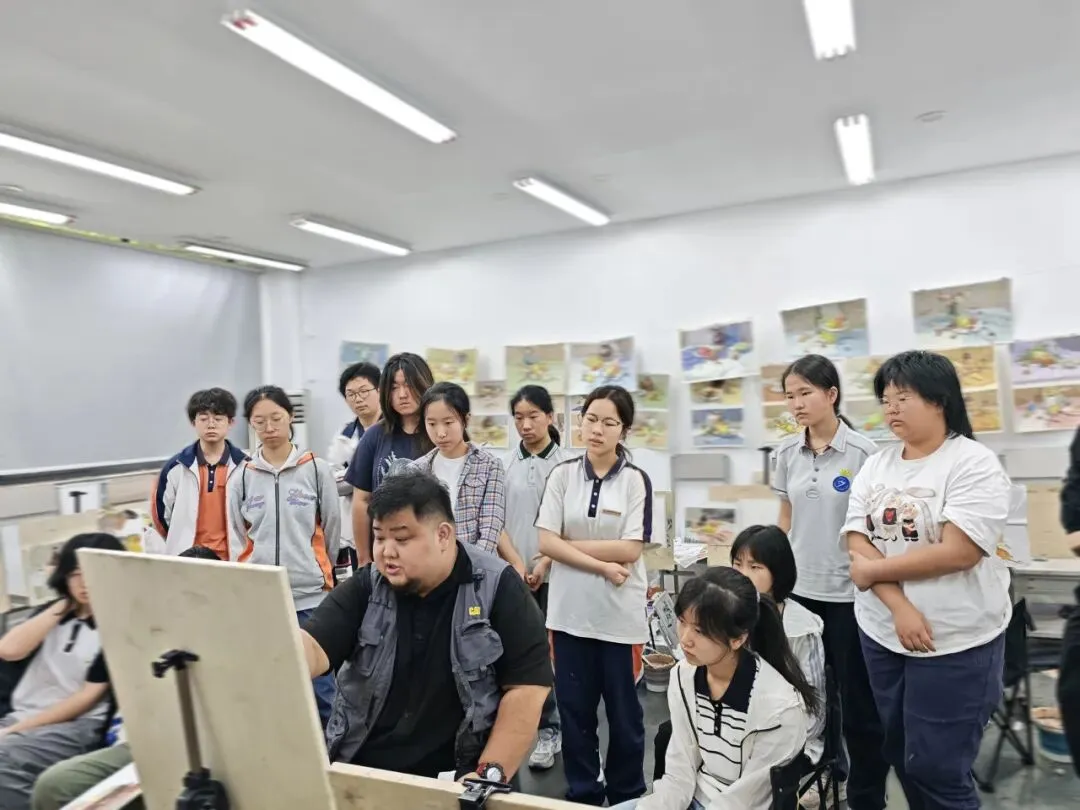 南京美术中考圆满收官 | 下一程精彩,我们继续同行!-第38张图片-四季读书网 南京美术中考圆满收官 | 下一程精彩,我们继续同行!-第38张图片-四季读书网