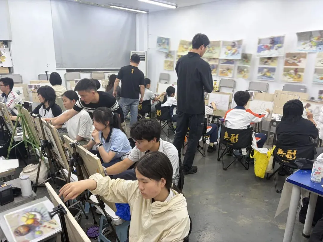 南京美术中考圆满收官 | 下一程精彩,我们继续同行!-第41张图片-四季读书网 南京美术中考圆满收官 | 下一程精彩,我们继续同行!-第41张图片-四季读书网