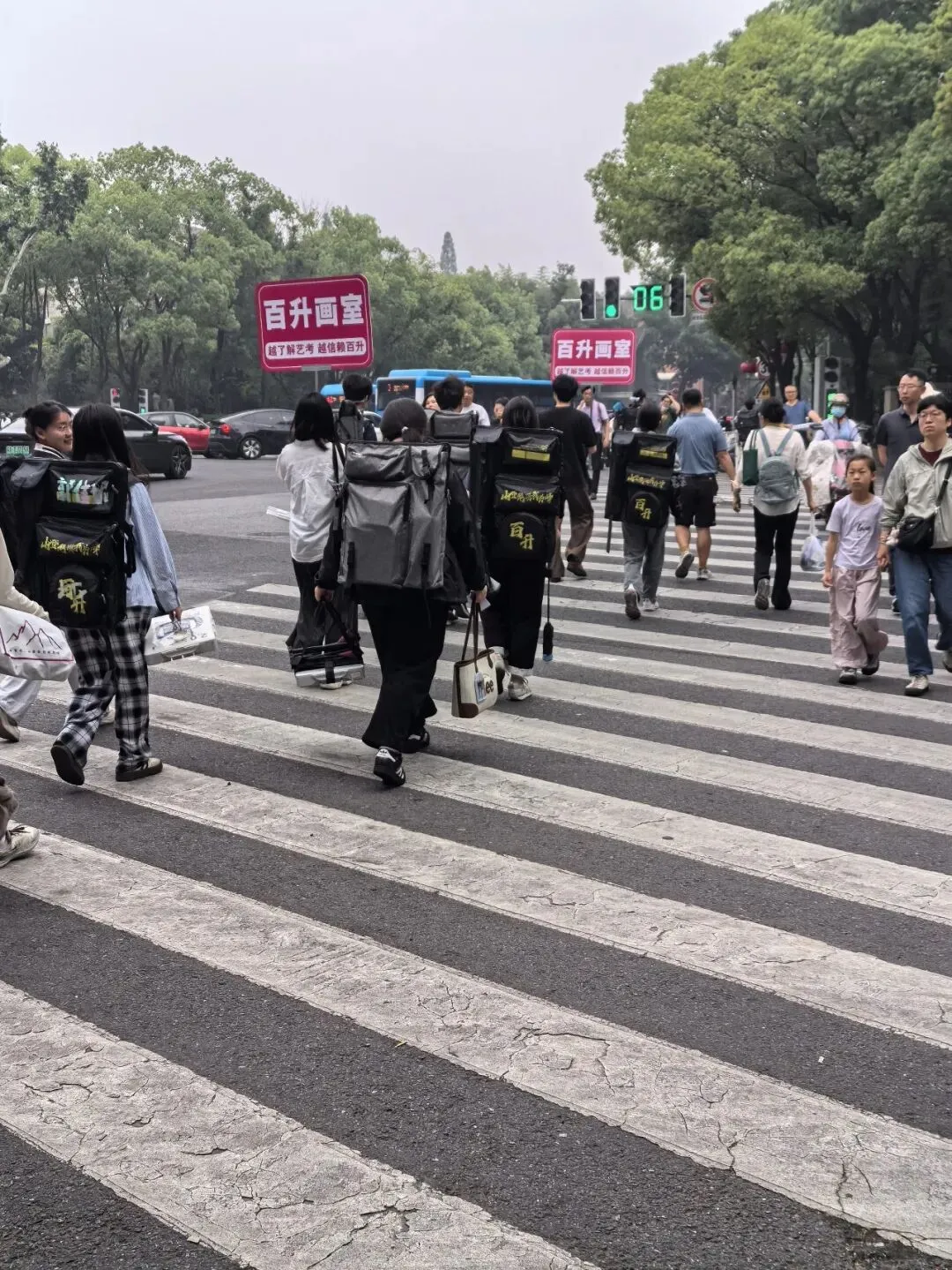 南京市美术中考送考全纪实|执笔铸风华,得胜载誉还,预祝百升学子金榜题名,前程似锦 第29张