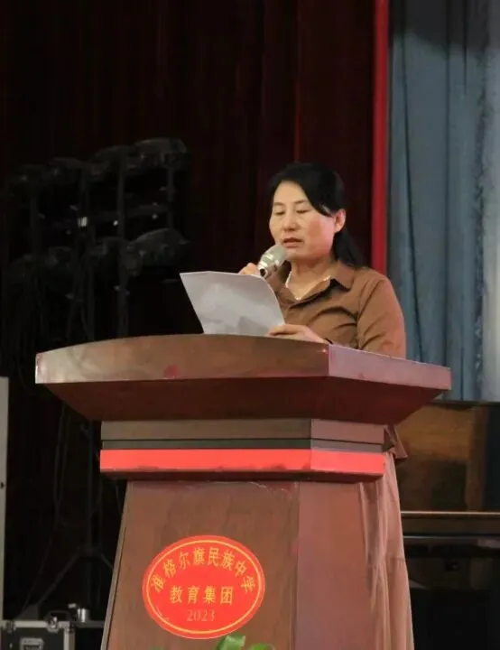 护航中考路|心理专家进校园,为四百学子舒缓备考压力 第2张 护航中考路|心理专家进校园,为四百学子舒缓备考压力 第2张