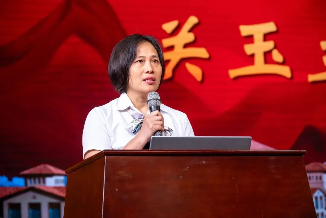 家校同心战中考,携手并肩筑前程 | 初中部九年级家长会圆满举行 第7张 家校同心战中考,携手并肩筑前程 | 初中部九年级家长会圆满举行 第7张