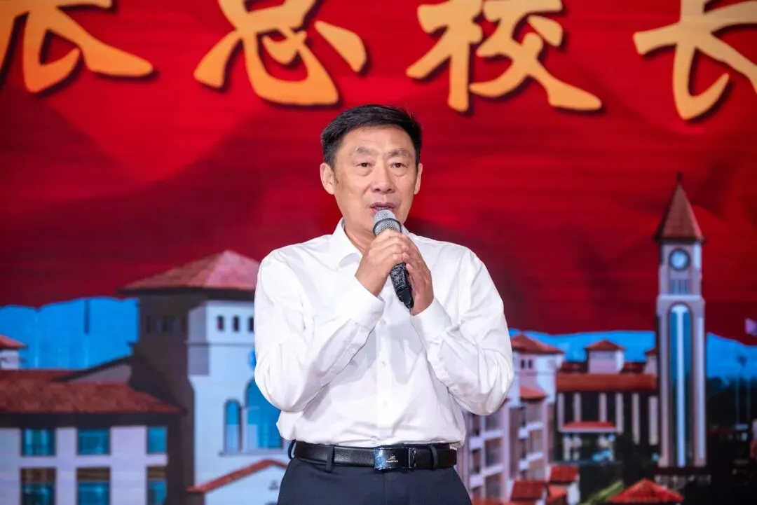 家校同心战中考,携手并肩筑前程 | 初中部九年级家长会圆满举行 第14张 家校同心战中考,携手并肩筑前程 | 初中部九年级家长会圆满举行 第14张