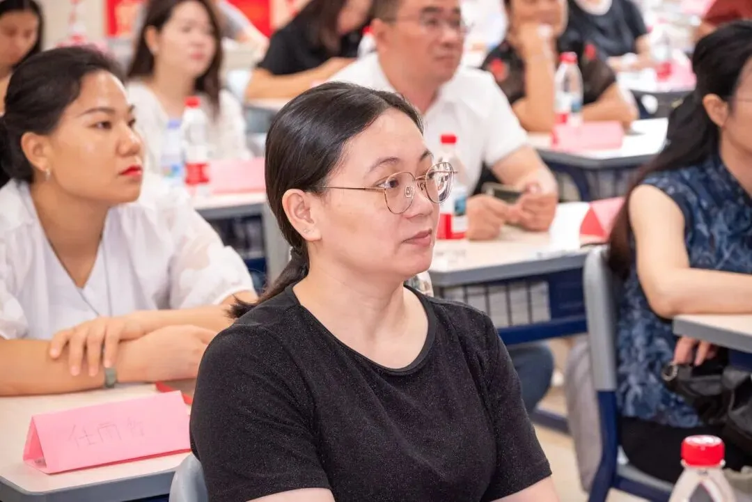 家校同心战中考,携手并肩筑前程 | 初中部九年级家长会圆满举行 第22张 家校同心战中考,携手并肩筑前程 | 初中部九年级家长会圆满举行 第22张