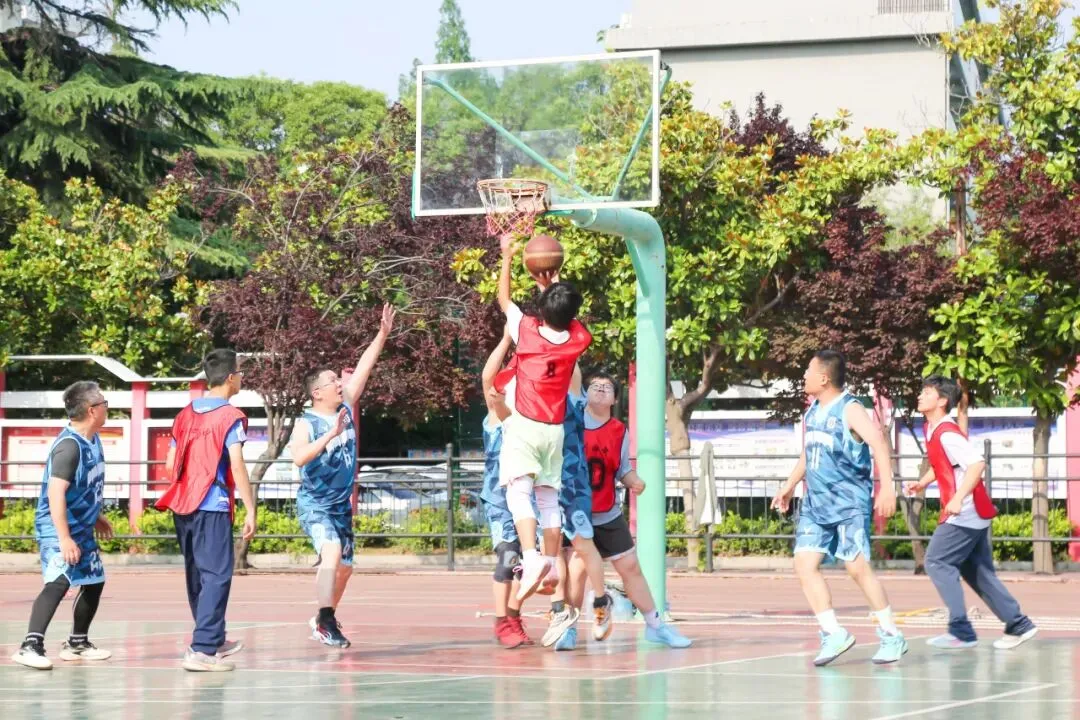 三十而搏,赢定中考 ——徐州市第四中学初三年级团建活动 第15张 三十而搏,赢定中考 ——徐州市第四中学初三年级团建活动 第15张
