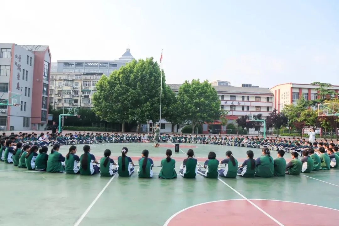 三十而搏,赢定中考 ——徐州市第四中学初三年级团建活动 第20张 三十而搏,赢定中考 ——徐州市第四中学初三年级团建活动 第20张