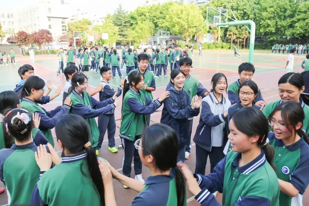 三十而搏,赢定中考 ——徐州市第四中学初三年级团建活动 第24张 三十而搏,赢定中考 ——徐州市第四中学初三年级团建活动 第24张
