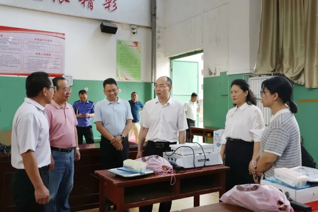 县委书记吴茂生深入大田一中调研高考中考备考工作 第6张 县委书记吴茂生深入大田一中调研高考中考备考工作 第6张