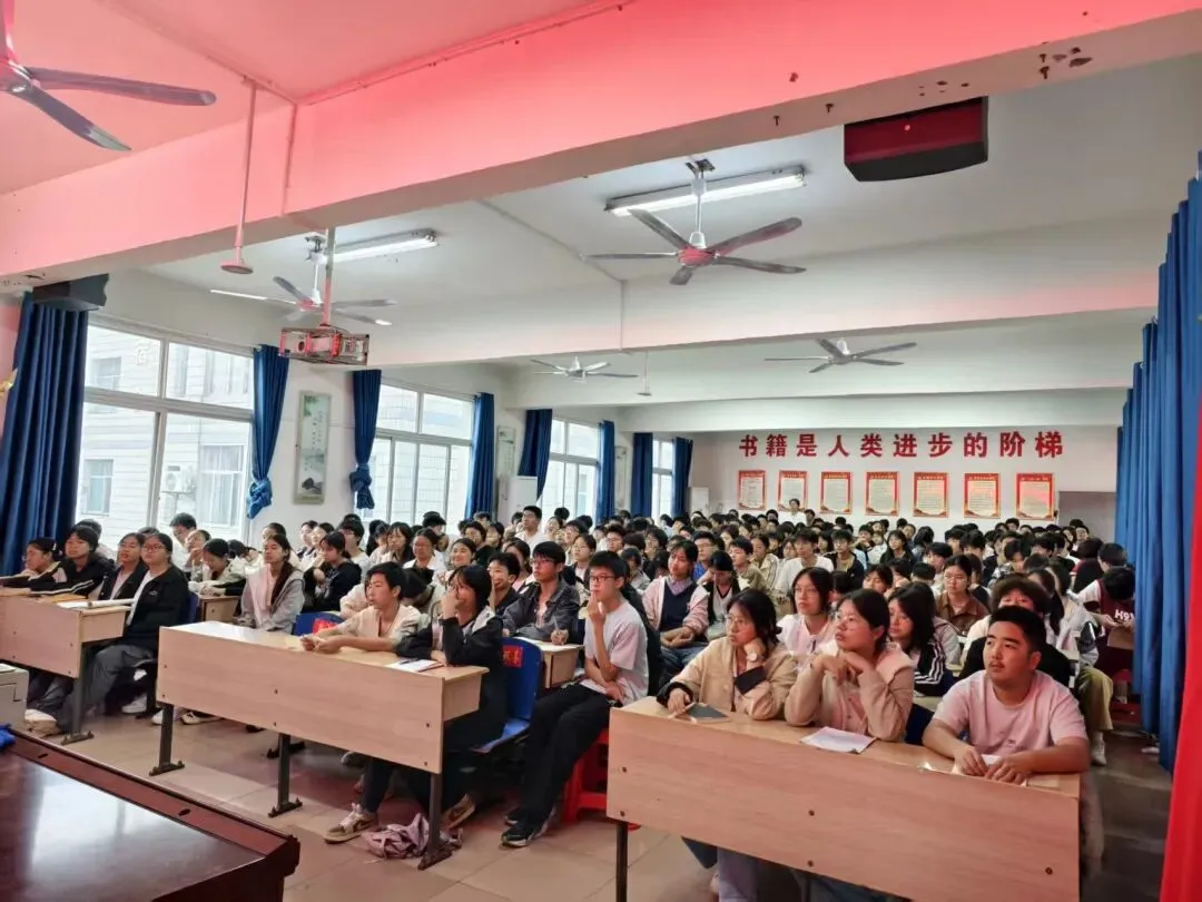 凝心备战中考,全力奔赴未来——木塘垸镇中学举行初三学子励志教育活动 第8张