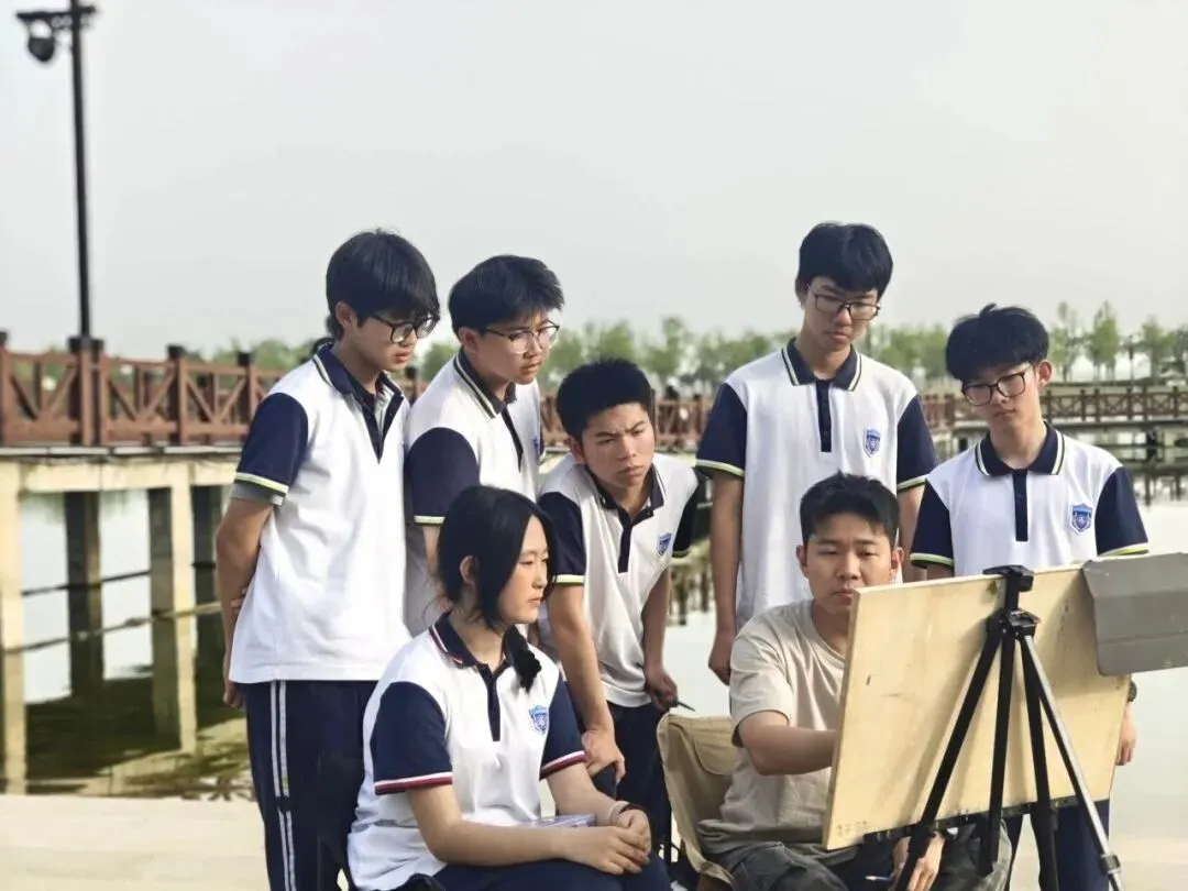 中考落榜,孩子该何去何从!西安外事助你升学就业双丰收 第18张 中考落榜,孩子该何去何从!西安外事助你升学就业双丰收 第18张