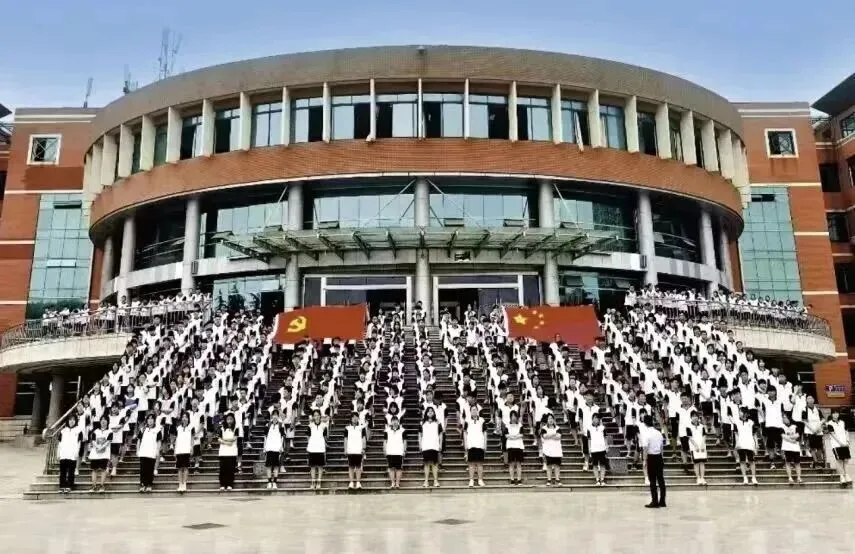 中考落榜,孩子该何去何从!西安外事助你升学就业双丰收 第68张 中考落榜,孩子该何去何从!西安外事助你升学就业双丰收 第68张
