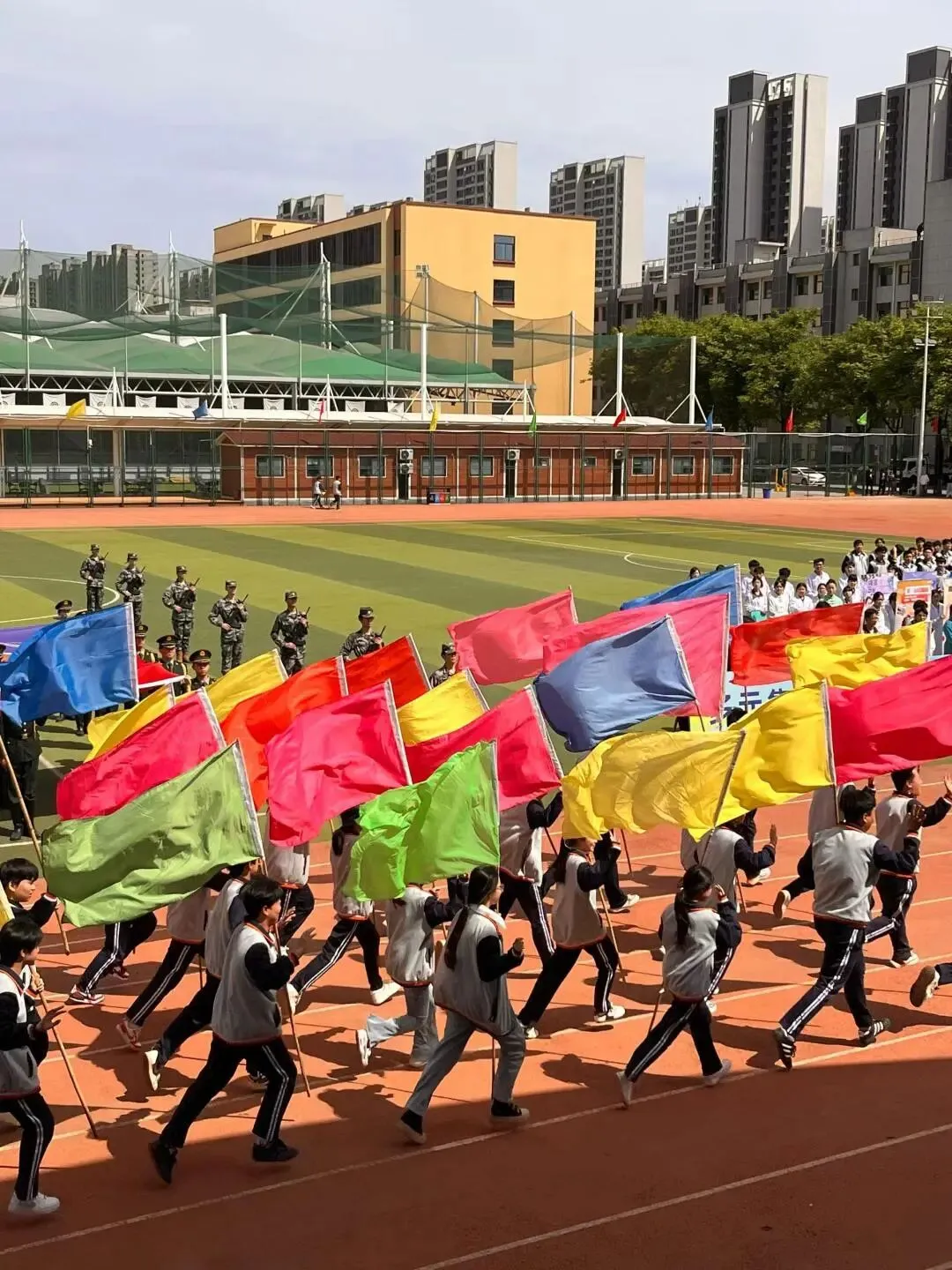 中考落榜,孩子该何去何从!西安外事助你升学就业双丰收 第82张 中考落榜,孩子该何去何从!西安外事助你升学就业双丰收 第82张