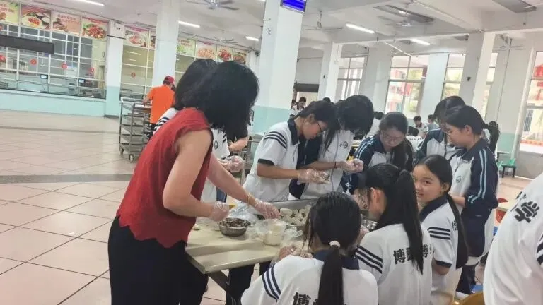 饺香凝壮志,同心赢中考 第7张 饺香凝壮志,同心赢中考 第7张