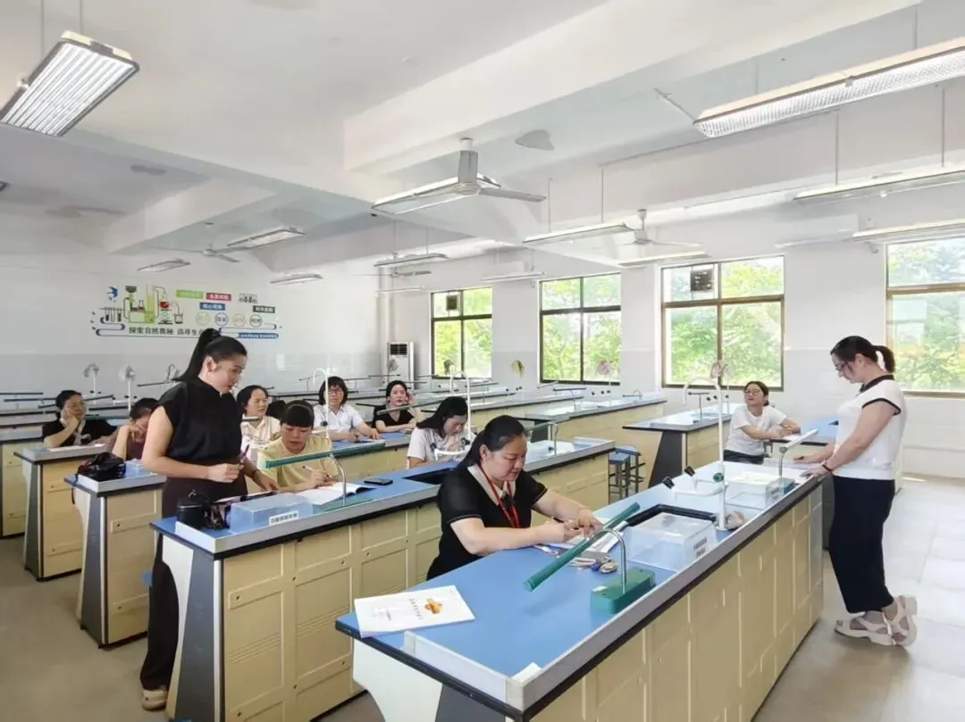 研思共进备中考,示范引领促提升——嘉积中学2026年中考备考复习示范课活动圆满落幕 第12张