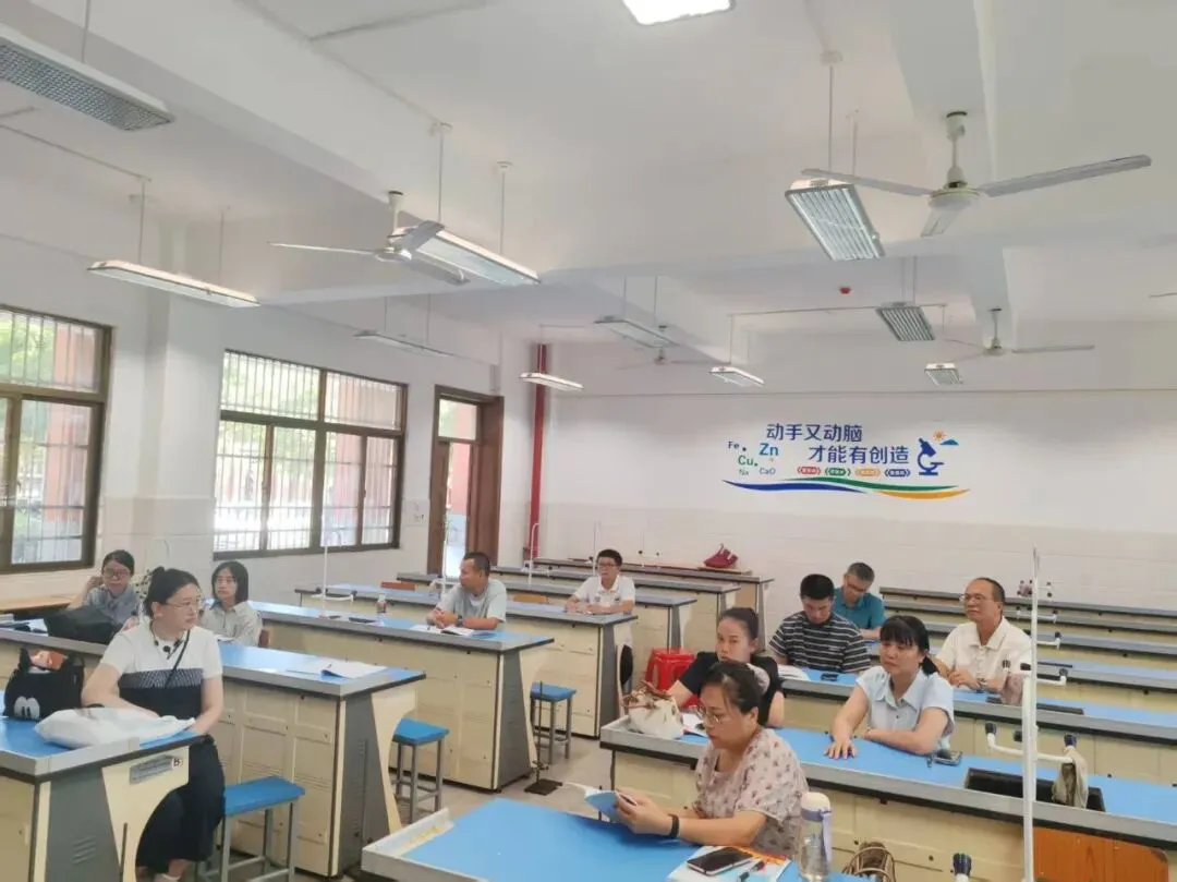 研思共进备中考,示范引领促提升——嘉积中学2026年中考备考复习示范课活动圆满落幕 第15张
