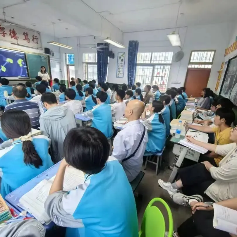 深耕复习课堂 聚力备战中考 —— 长乐初中数学青年教师公开课顺利开展 第3张 深耕复习课堂 聚力备战中考 —— 长乐初中数学青年教师公开课顺利开展 第3张