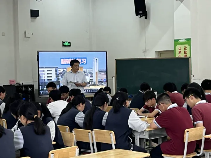 【科苑芳华】新兴联盟精研中考新思路,专家领航提质增效新举措 第10张 【科苑芳华】新兴联盟精研中考新思路,专家领航提质增效新举措 第10张