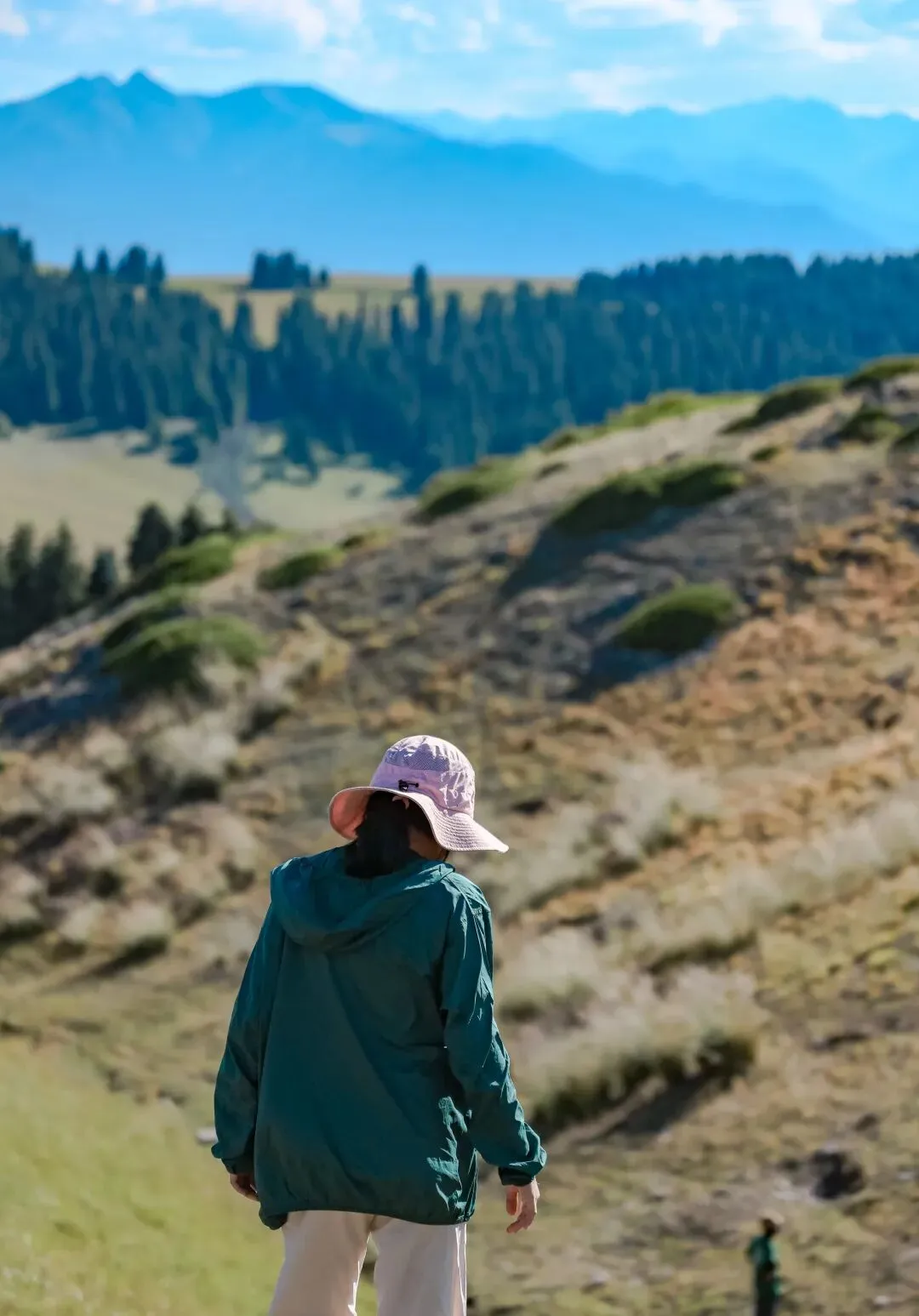 【2026中考结束就出发】新疆天山伊犁探索营 | 探索北疆伊犁草原风光,哈萨克牧民生活体验,感受赛里木湖自然风光,登天山天池-第20张图片-四季读书网 【2026中考结束就出发】新疆天山伊犁探索营 | 探索北疆伊犁草原风光,哈萨克牧民生活体验,感受赛里木湖自然风光,登天山天池-第20张图片-四季读书网