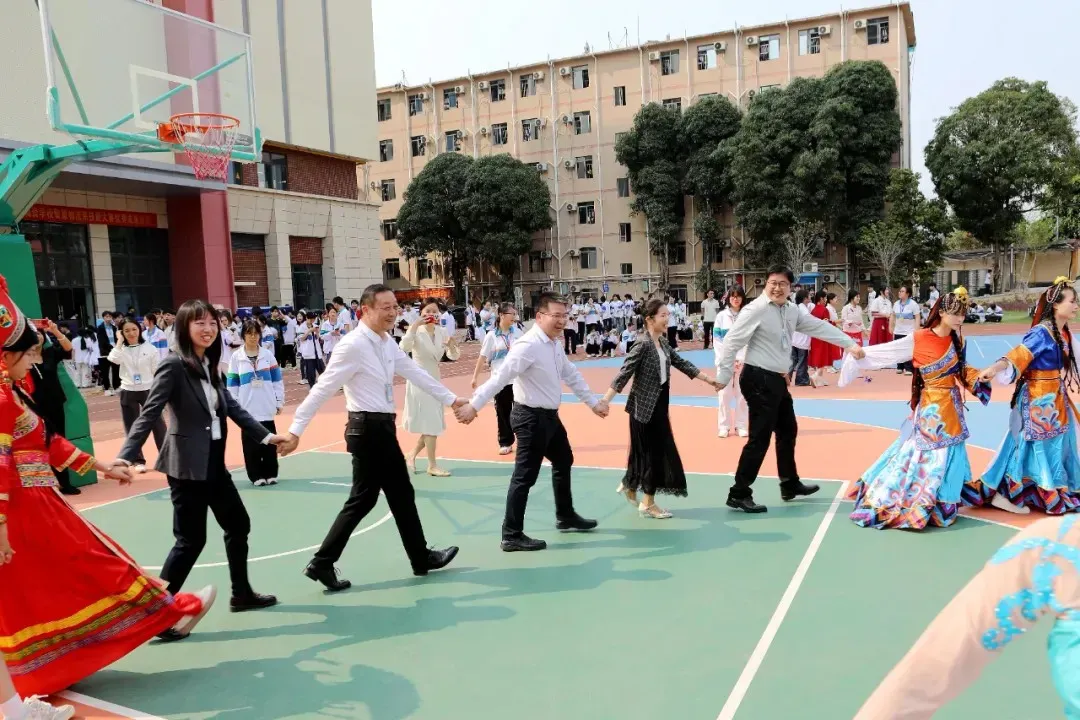 中考择校优选|广西物资学校 正规公办院校火热招录 第2张 中考择校优选|广西物资学校 正规公办院校火热招录 第2张