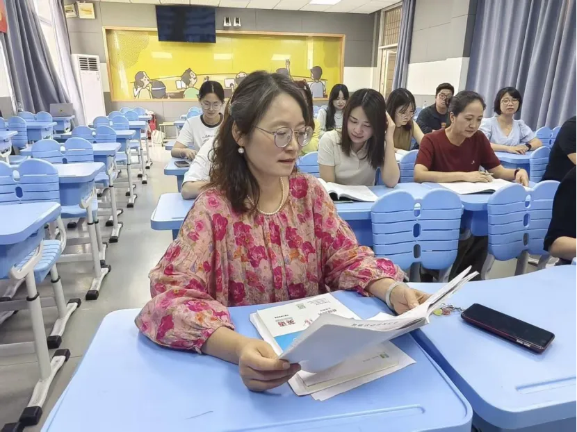 研策略,明方向,备中考——黄岩区初中英语学科带头人工作坊第十六次研修活动 第36张