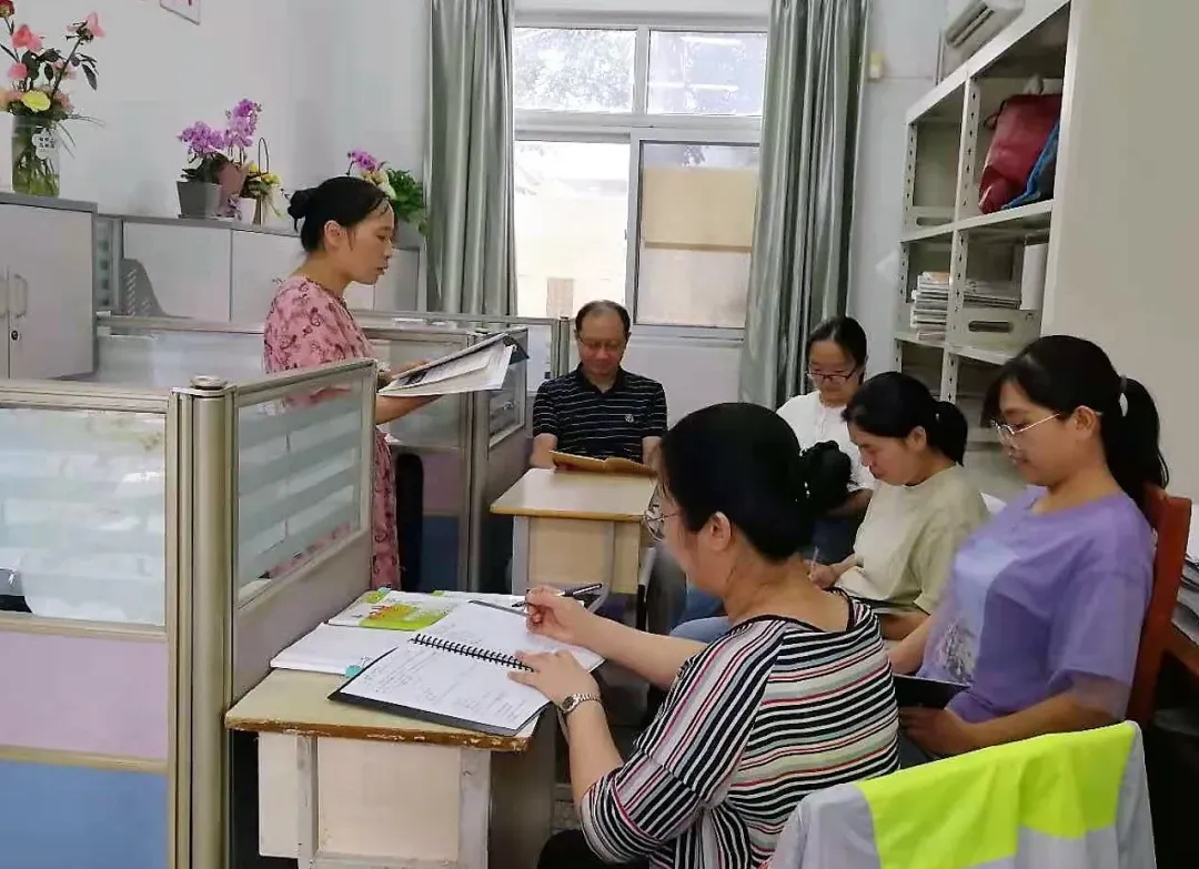 中考前,秀峰中学备课组长中考考前指导 第11张 中考前,秀峰中学备课组长中考考前指导 第11张