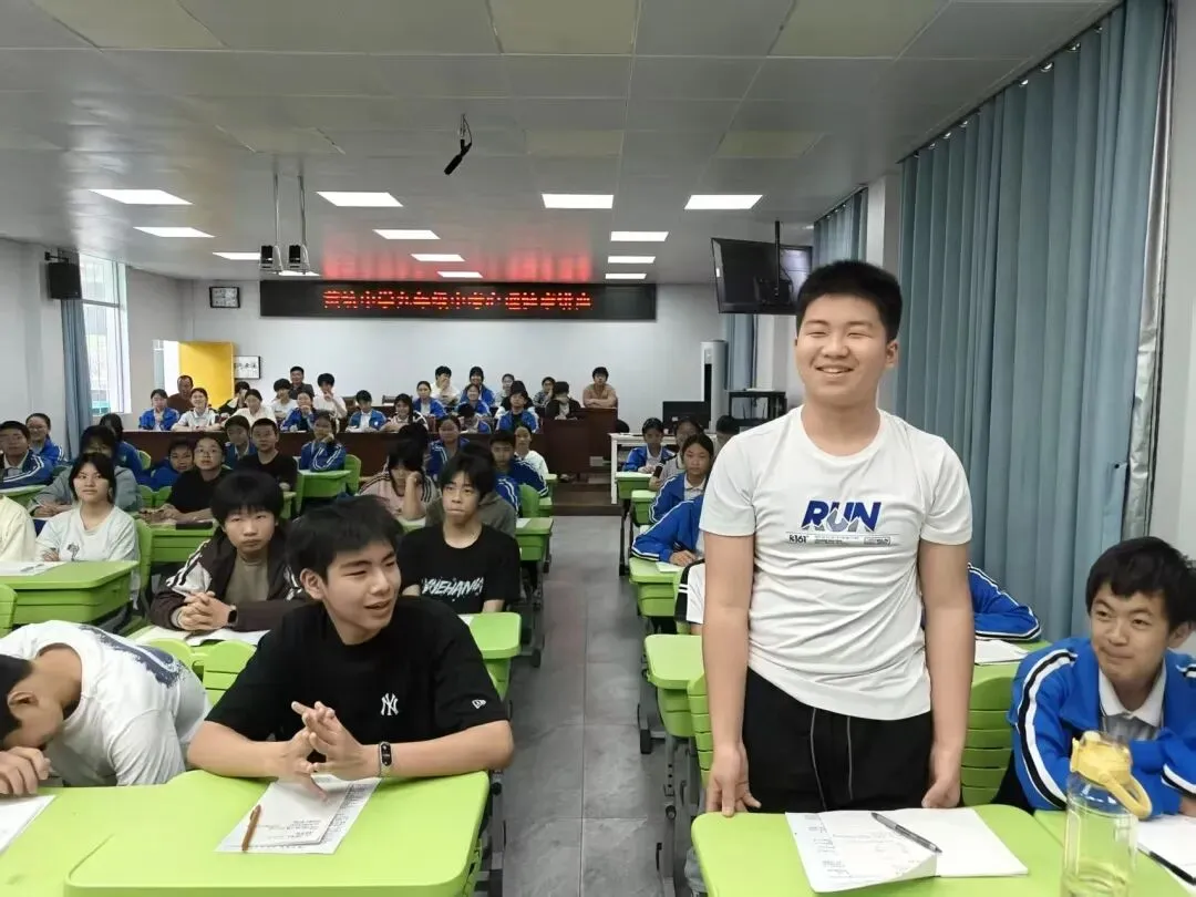 激发无限潜能,全力以赴决胜中考--建阳区关工委公益讲座走进黄坑中学 第3张