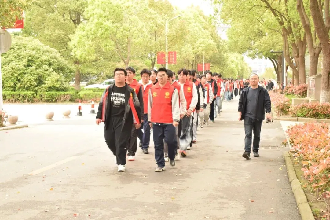 中考踩线?来通州中专,三年后本科见!——通州中专职普融通部,为你打开本科逆袭新通道! 第21张 中考踩线?来通州中专,三年后本科见!——通州中专职普融通部,为你打开本科逆袭新通道! 第21张