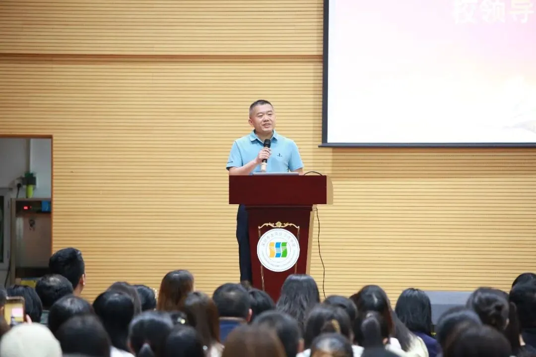 【涵养沙中•三全润育】同心聚力 圆梦中考——记沙湾中学初三年级家长会 第16张 【涵养沙中•三全润育】同心聚力 圆梦中考——记沙湾中学初三年级家长会 第16张