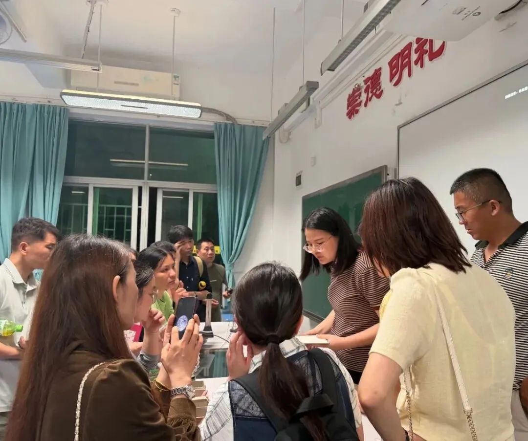 【涵养沙中•三全润育】同心聚力 圆梦中考——记沙湾中学初三年级家长会 第28张 【涵养沙中•三全润育】同心聚力 圆梦中考——记沙湾中学初三年级家长会 第28张