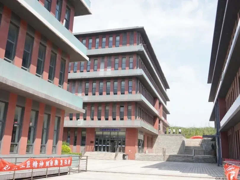 中考别瞎选!大连这所学校,“稳就业、好升学” 实力出众 第13张 中考别瞎选!大连这所学校,“稳就业、好升学” 实力出众 第13张