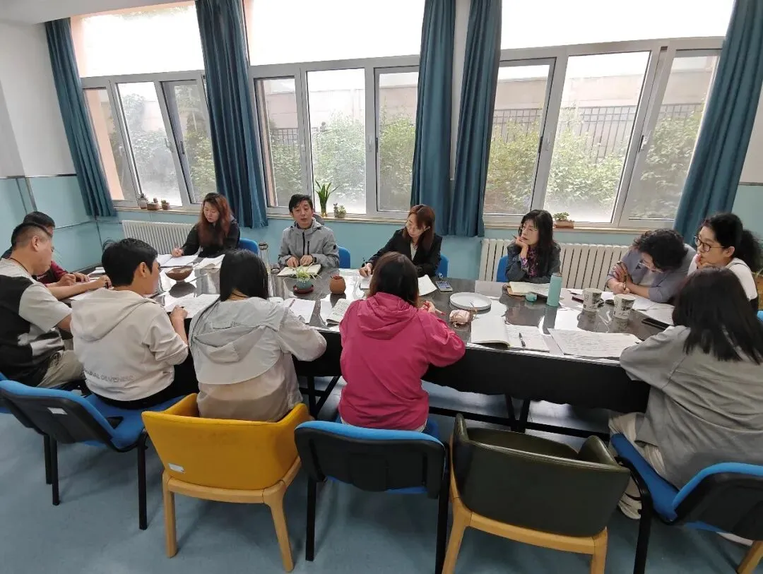 【65丨教研】深耕名著课堂,赋能中考备考——青岛65中语文教研活动 第6张 【65丨教研】深耕名著课堂,赋能中考备考——青岛65中语文教研活动 第6张