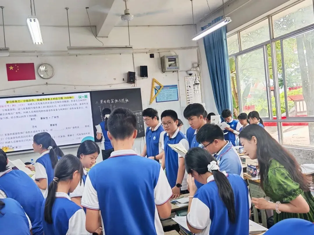 精准赋能中考冲刺,匠心引领备考征程——玉溪师范学院专家团队走进西双版纳州民族中学 第22张