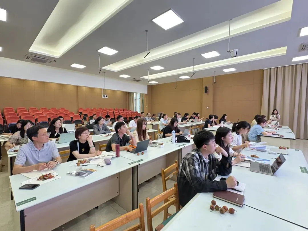 深耕中考复习教研 精研命题赋能教学——傅兰英名师工作室与绿城育华学校联合教研活动圆满开展 第7张 深耕中考复习教研 精研命题赋能教学——傅兰英名师工作室与绿城育华学校联合教研活动圆满开展 第7张