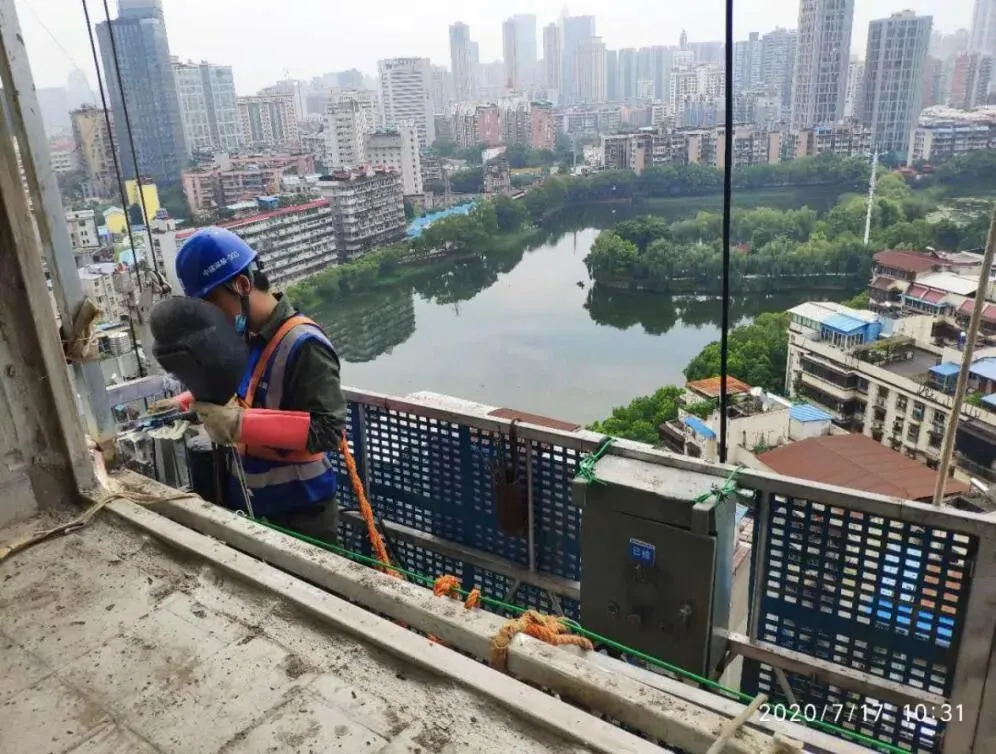 2026新疆安全员C3证题库:新版试题+考试技巧+实操视频,免费试题及解析,题库助力复审考试! 第3张